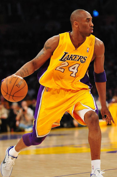 红黑军团的旅程终点：雷乌斯红迪斯与皇家社会的国王杯对决（红黑军团征途谢幕：雷乌斯红迪斯与皇家社会上演国王杯对决）