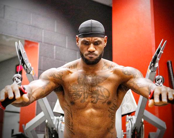 真是苦命鸳鸯...曼联0-1埃弗顿Man Utd...（红魔再吞苦果：曼联0-1不敌埃弗顿）