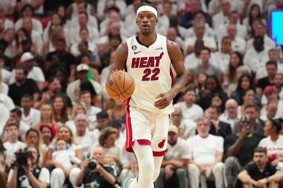 近50年第二人！杰伦·约翰逊近5场合砍150分69篮板54助攻（半世纪仅次一人！杰伦·约翰逊近5战轰下150分69板54助）