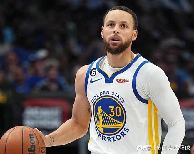 那不勒斯0-0科莫，莫拉塔失点，米林科维奇连场扑点（那不勒斯与科莫0-0握手言和：莫拉塔点球失准，米林科维奇连续扑点）