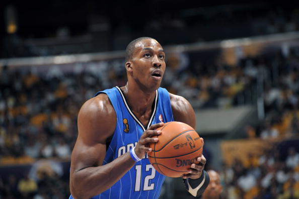 乌克兰近些年同瑞典正赛交手两次，两战全胜保持不败（近年乌克兰与瑞典正赛两度交锋，保持全胜战绩）